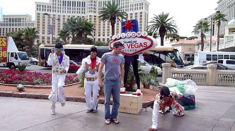 Steve with Elvis in Vegas
