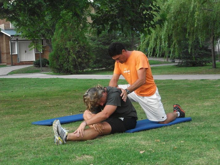 personal trainer stretch