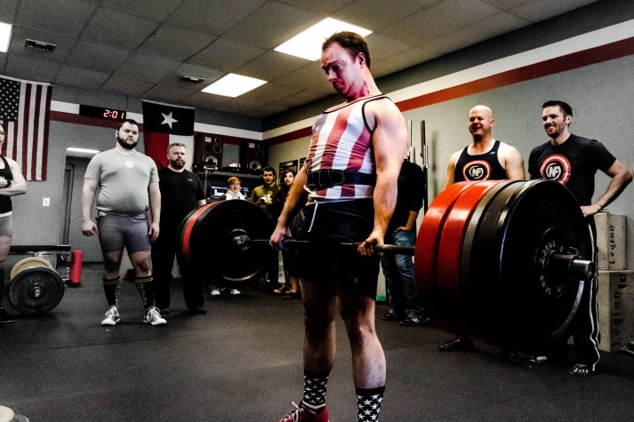 The Complete Guide to the Sumo Deadlift – Fit Super-Humain