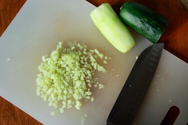 This Weird Chopping Technique Helps Veggies Cook Faster « Food Hacks ::  WonderHowTo