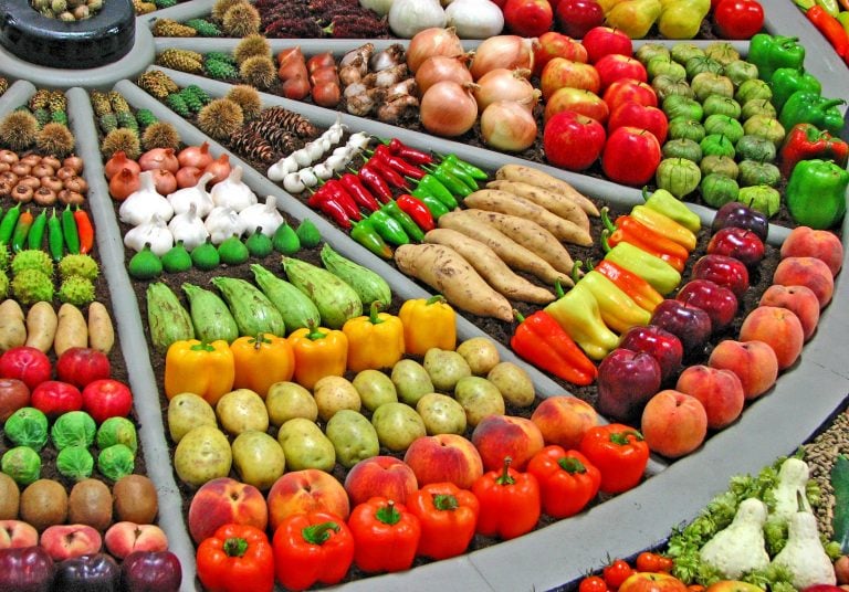 No matter what type of plant-based diet you pick, eat lots of fruits and vegetables.