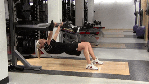 Bending your knees like so can be helpful to start doing inverted rows. 