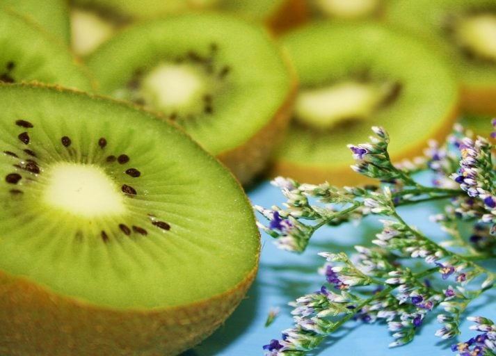 When you feast during intermittent fasting, try to stick to real food like these kiwis!