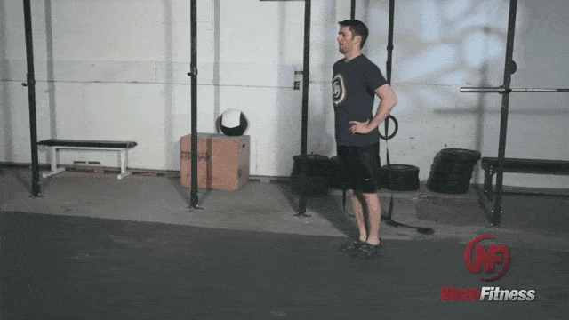 Steve performing the bodyweight lunge