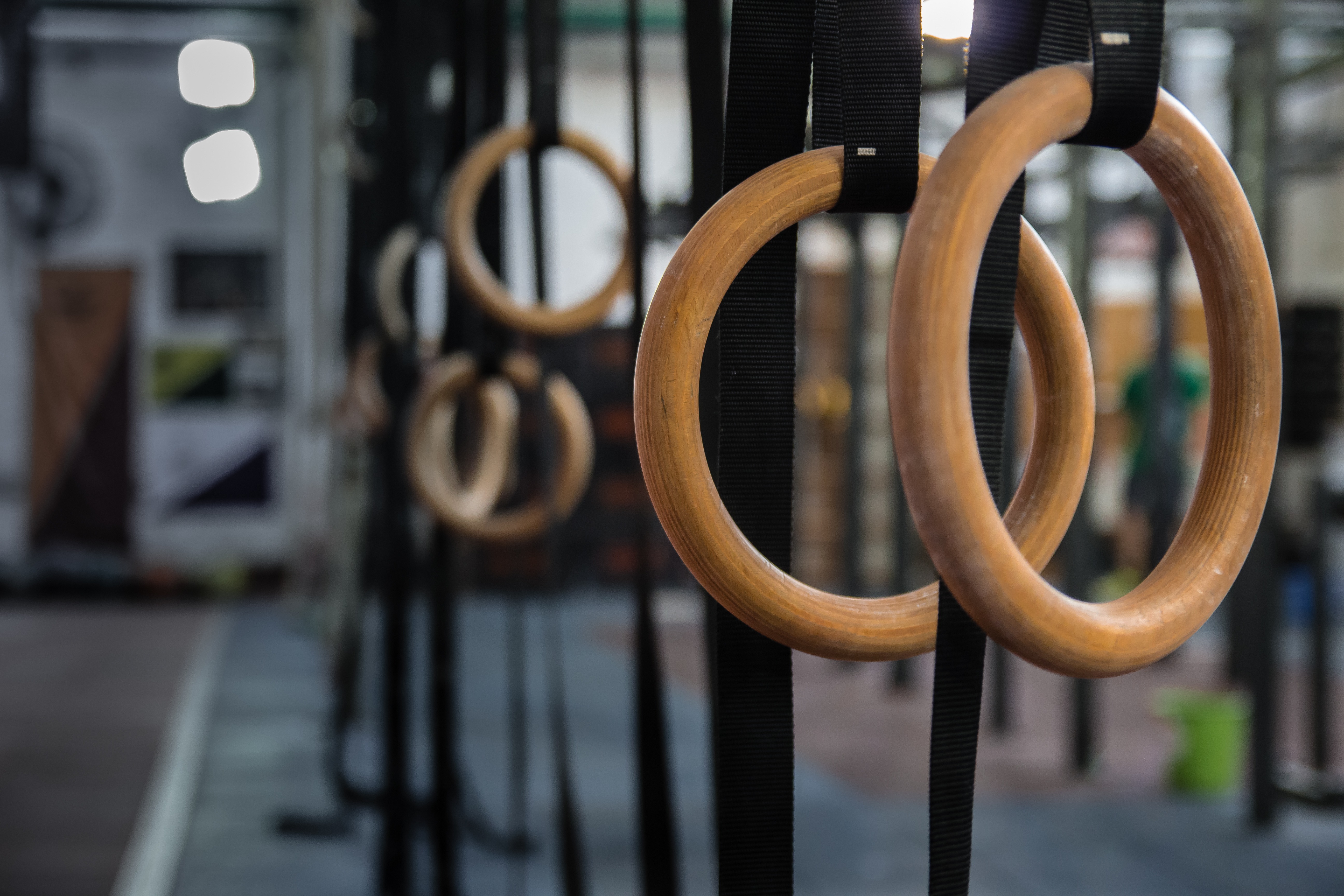 A picture of gymnastic rings in a gym
