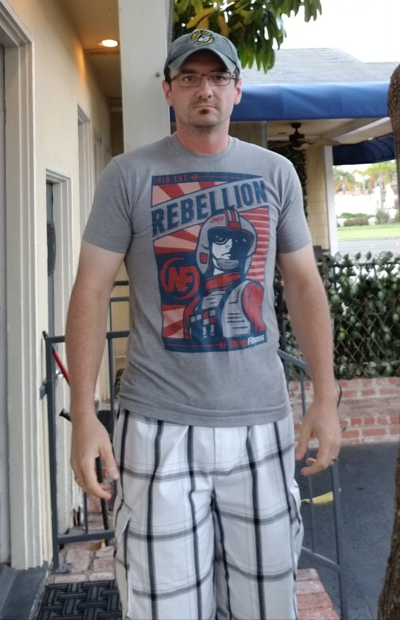 Jason wearing a Nerd Fitness t-shirt